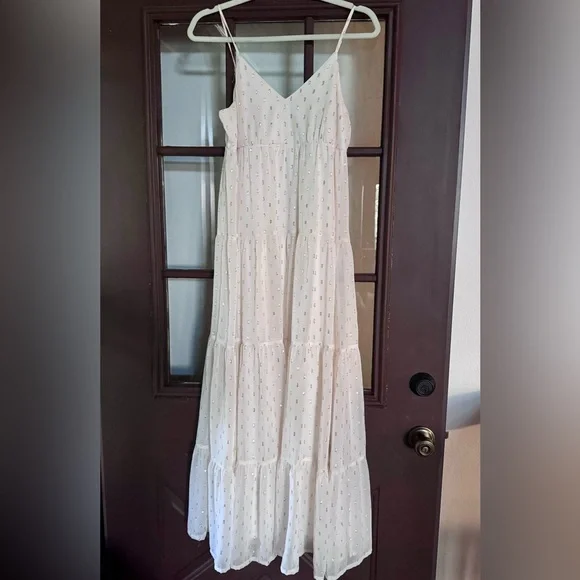Express White Metallic Gold Flowy Maxi Dress - Picture 3 of 12